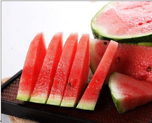 瓜瓜吃瓜王,揭秘娱乐圈的瓜田秘闻